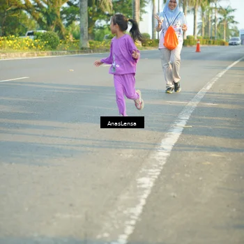 Runner Photo 7793244