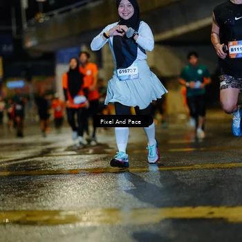Runner Photo 7793251