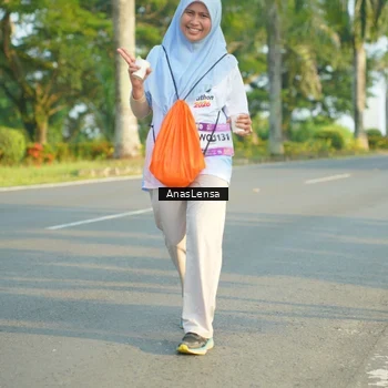 Runner Photo 7793274