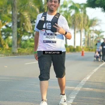 Runner Photo 7793311