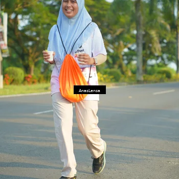 Runner Photo 7793345