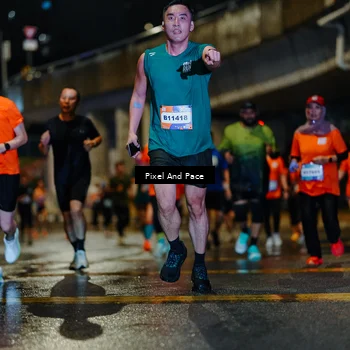 Runner Photo 7793357