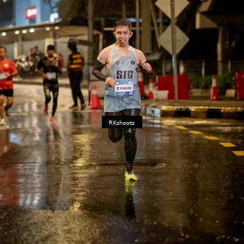 Runner Photo 7793376