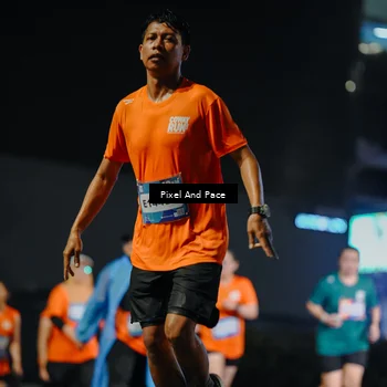 Runner Photo 7793443