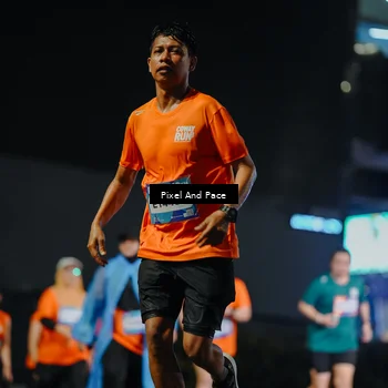 Runner Photo 7793445
