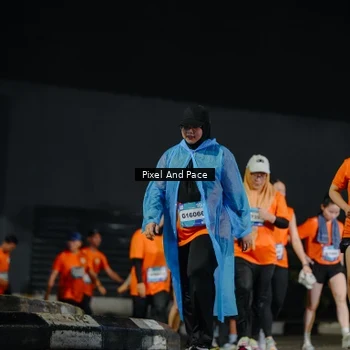 Runner Photo 7793466