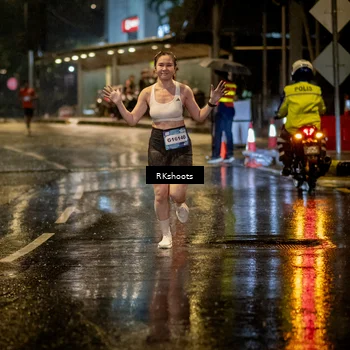 Runner Photo 7793476