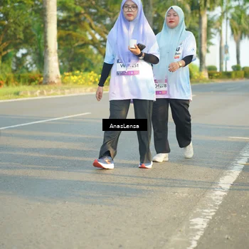 Runner Photo 7793510