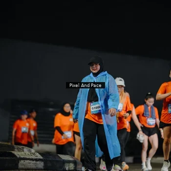 Runner Photo 7793516