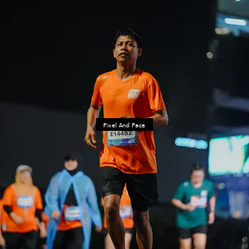 Runner Photo 7793553