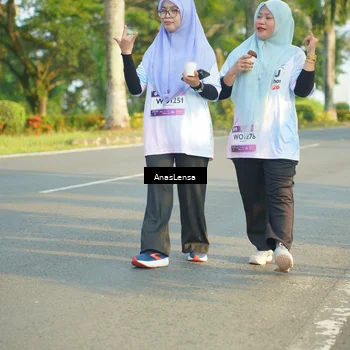 Runner Photo 7793554