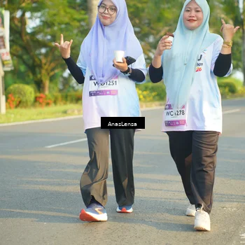 Runner Photo 7793570