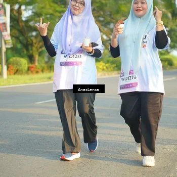 Runner Photo 7793572
