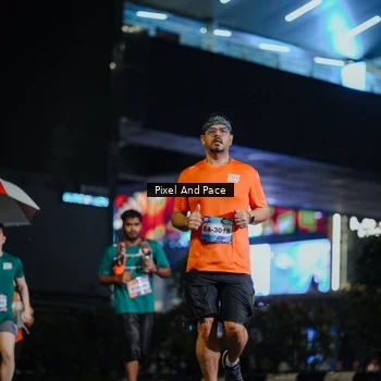 Runner Photo 7793614