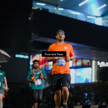 Runner Photo 7793643