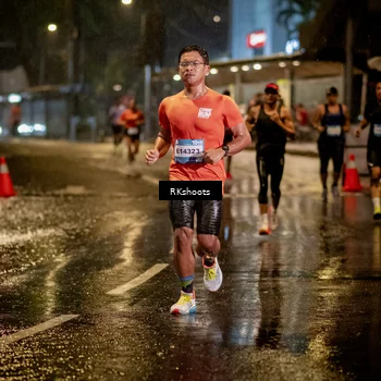 Runner Photo 7793653