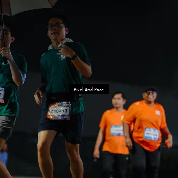 Runner Photo 7793659