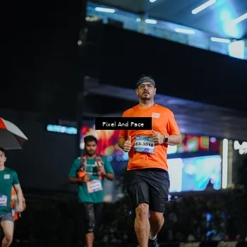 Runner Photo 7793663
