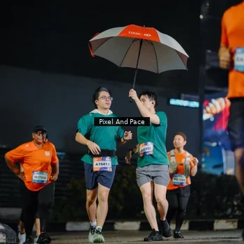 Runner Photo 7793671