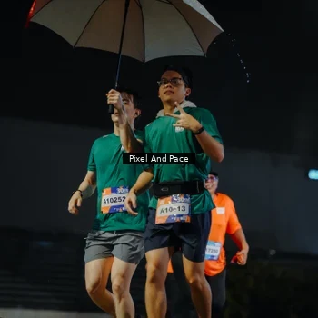 Runner Photo 7793695