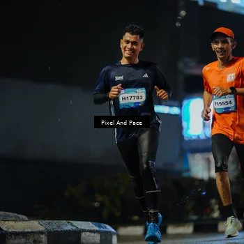 Runner Photo 7793729
