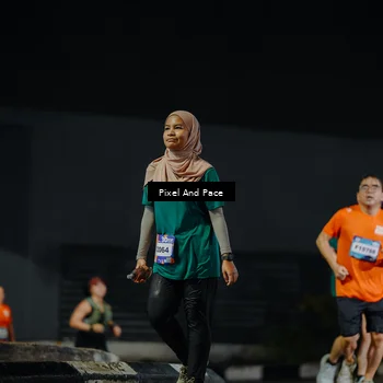 Runner Photo 7793741
