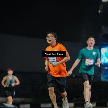 Runner Photo 7793756