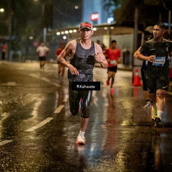 Runner Photo 7793761