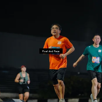 Runner Photo 7793763
