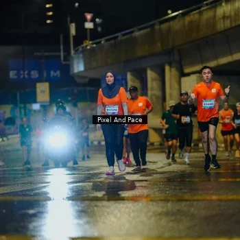 Runner Photo 7793770