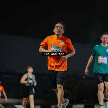 Runner Photo 7793788