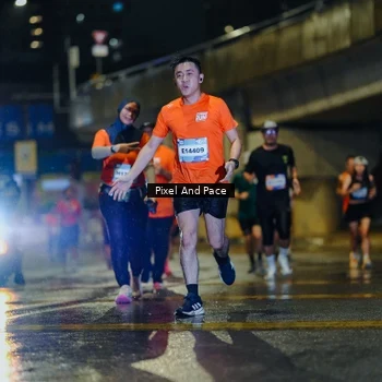 Runner Photo 7793804