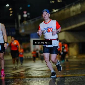 Runner Photo 7793838