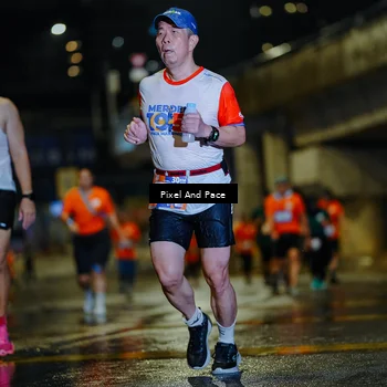 Runner Photo 7793843