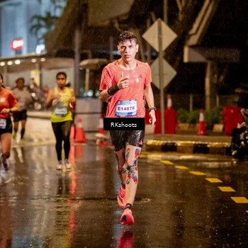 Runner Photo 7793856