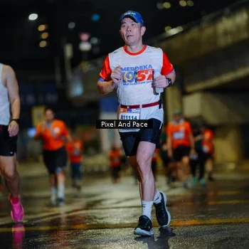 Runner Photo 7793860