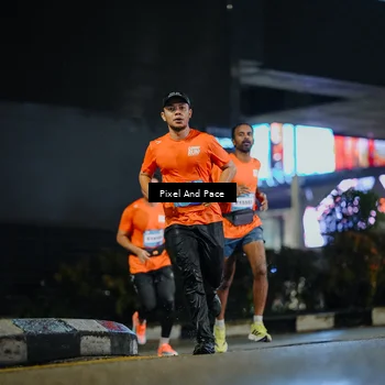 Runner Photo 7793874
