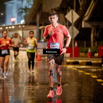 Runner Photo 7793877