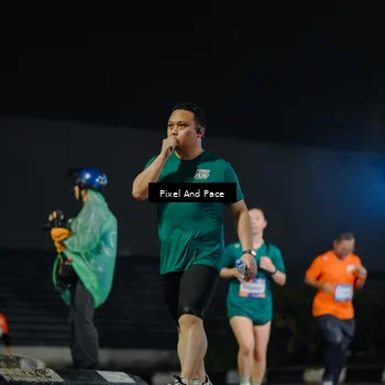 Runner Photo 7793900