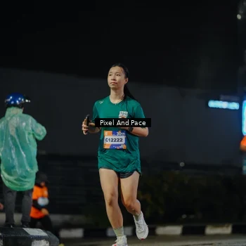Runner Photo 7793906