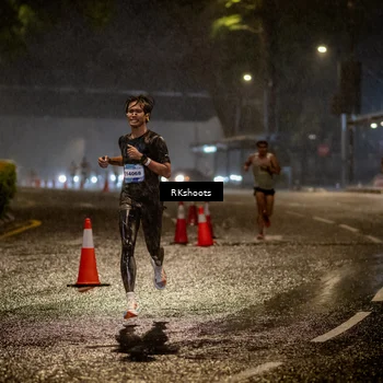 Runner Photo 7793912