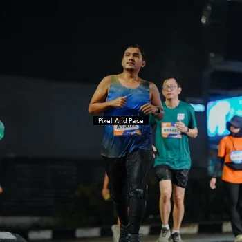 Runner Photo 7793933