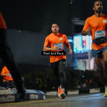 Runner Photo 7793981