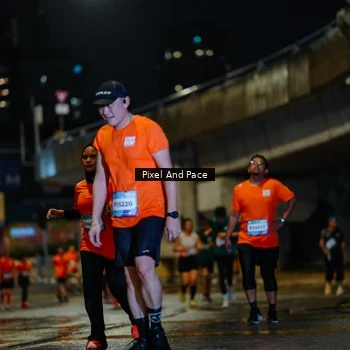 Runner Photo 7793984