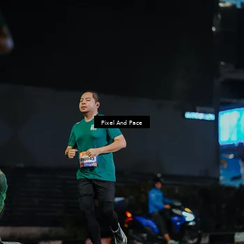 Runner Photo 7793988
