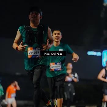 Runner Photo 7794027