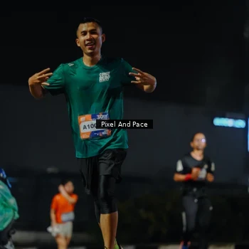 Runner Photo 7794031