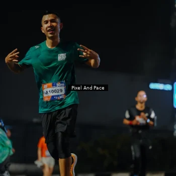 Runner Photo 7794037