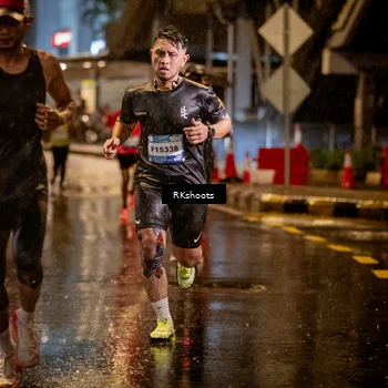 Runner Photo 7794076