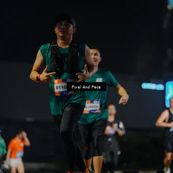 Runner Photo 7794089